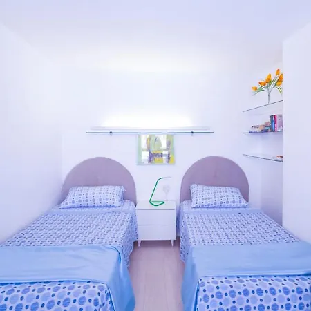 Apartamento Duplex Two Bedroom Cristianos Parque Margarita